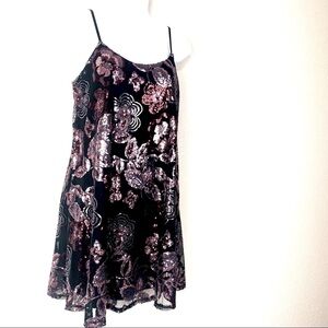 Windsor Sequin Floral Slip Mini Dress Size S
